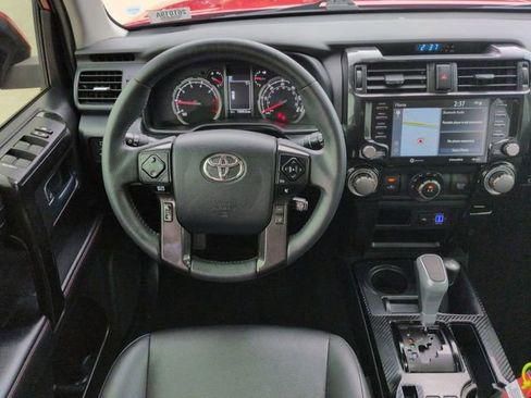 Used 2022 Toyota 4Runner TRD Off-Road Premium image 15