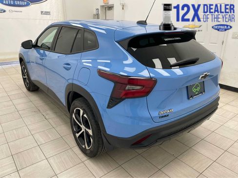 Certified 2024 Chevrolet Trax RS w/ Driver Confidence Package FWD image 17