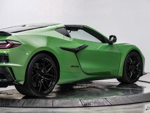 Used 2026 Chevrolet Corvette Z06 RWD image 30
