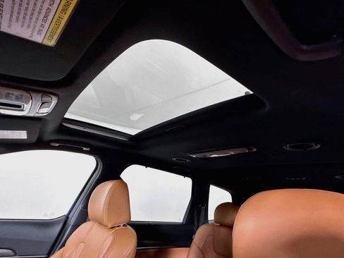 Used 2025 Kia Telluride EX X-Line AWD/4WD image 6