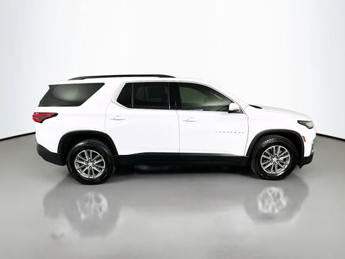 Used 2023 Chevrolet Traverse LT FWD image 8
