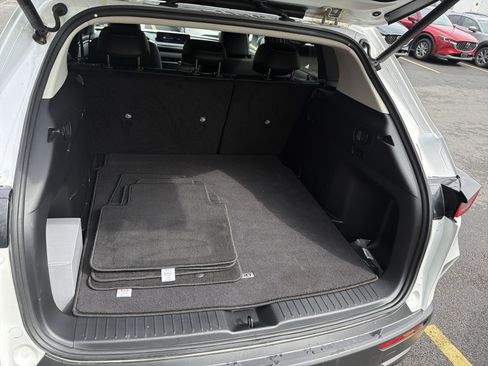 Used 2024 MAZDA CX-50 AWD 2.5 S w/ Cargo Package image 24