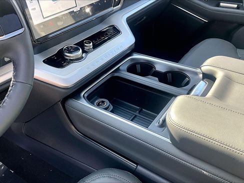 New 2026 Ford Expedition Max Active image 8