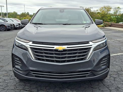 Used 2022 Chevrolet Equinox LS w/ LS Convenience Package image 2