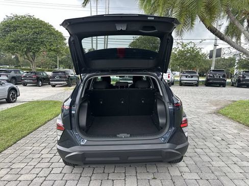 Used 2025 Hyundai Kona SEL FWD image 28