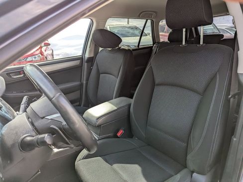 Used 2019 Subaru Outback 2.5i Premium image 7