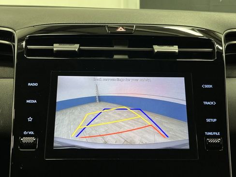 Used 2022 Hyundai Tucson SEL w/ Convenience + Premium Package image 10