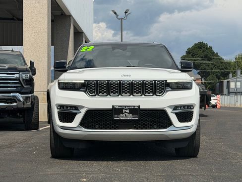 Used 2022 Jeep Grand Cherokee Summit AWD/4WD image 57