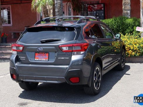 Used 2023 Subaru Crosstrek 2.0i Premium image 9