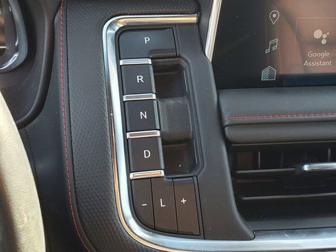 Used 2023 Chevrolet Tahoe RST w/ Sport Performance Package image 28