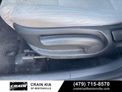 Used 2019 Hyundai Tucson SE image 17