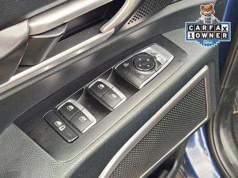 Used 2025 Kia Telluride S AWD/4WD image 16