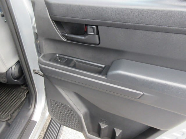 Used 2025 Toyota Tacoma SR5 AWD/4WD image 23