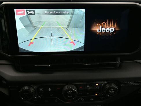 New 2025 Jeep Wrangler Sahara image 20