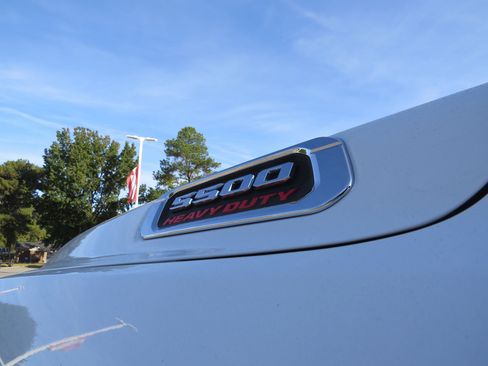 New 2026 RAM 5500 Tradesman w/ Chrome Appearance Group image 13