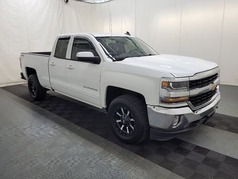 Used 2018 Chevrolet Silverado 1500 LT w/ All Star Edition AWD/4WD image 11