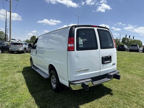 Used 2024 GMC Savana 2500 w/ Driver Convenience Package RWD image 12