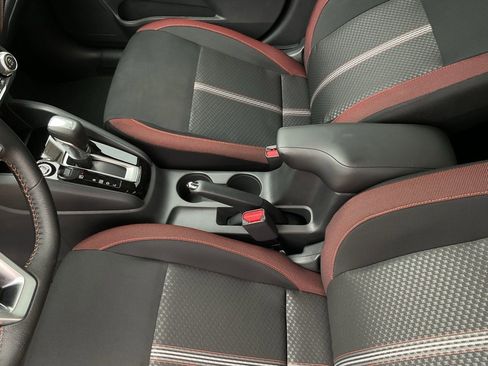 New 2025 Nissan Versa SR w/ Trunk Package image 31