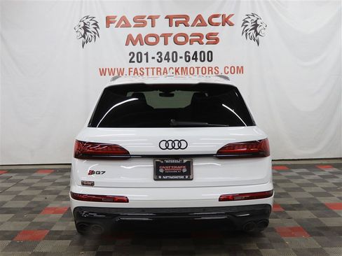 Used 2022 Audi SQ7 Prestige image 5