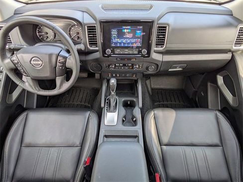 Used 2024 Nissan Frontier SL w/ Technology Package image 16