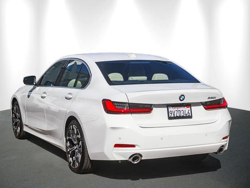 Used 2026 BMW 330i Sedan w/ Convenience Package RWD image 4