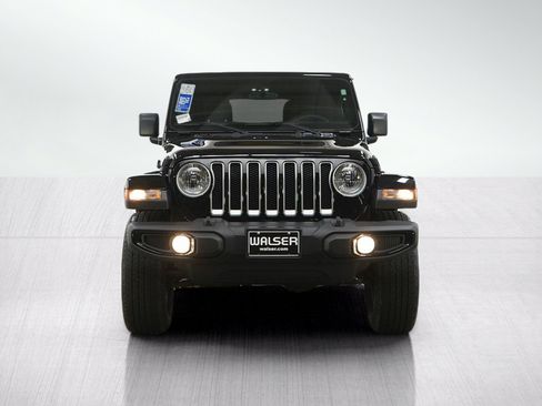 Used 2023 Jeep Wrangler Unlimited Sahara AWD/4WD image 10
