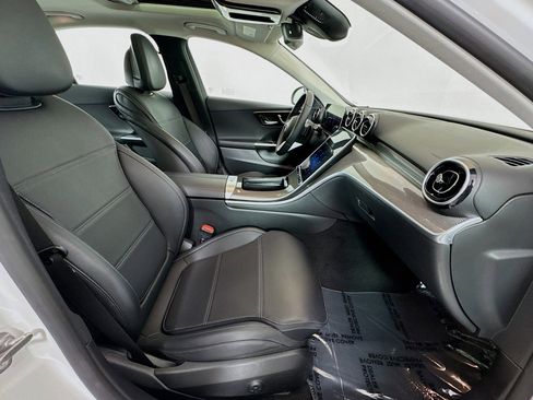 Used 2022 Mercedes-Benz C 300 Sedan image 27