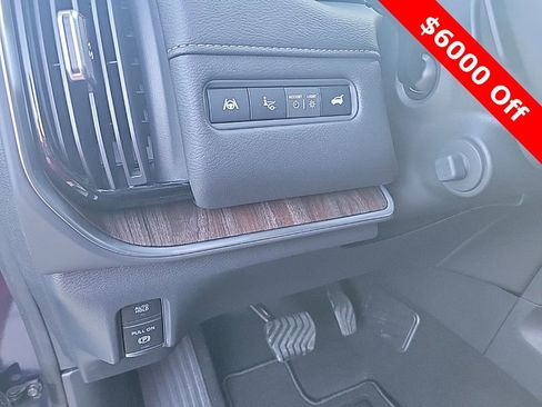 New 2025 Nissan Armada Platinum AWD/4WD image 23