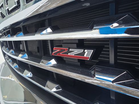 Used 2022 Chevrolet Silverado 2500 LTZ w/ Snow Plow Prep/Camper Package image 12