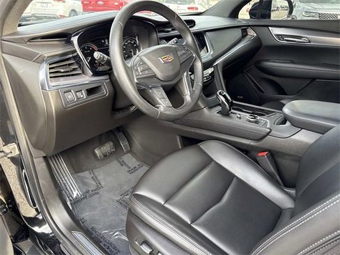 Used 2021 Cadillac XT5 Luxury image 11