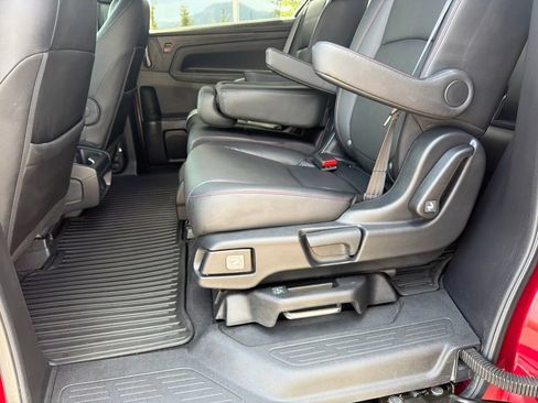Used 2024 Honda Odyssey Sport image 20