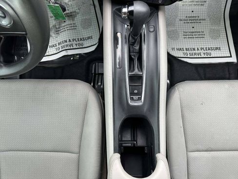 Used 2019 Honda HR-V LX image 25