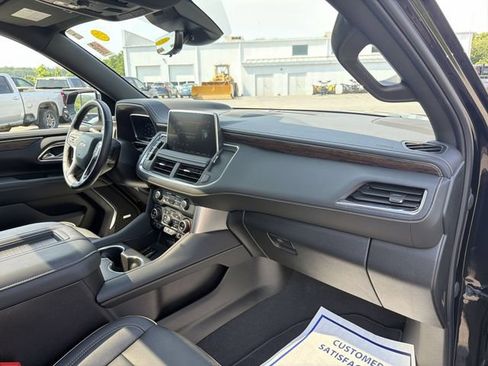 Used 2023 Chevrolet Tahoe Premier w/ Premium Package AWD/4WD image 30