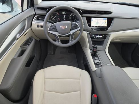 New 2025 Cadillac XT5 Premium Luxury FWD image 18