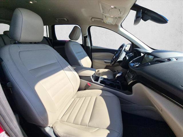 Used 2019 Ford Escape Titanium FWD image 21