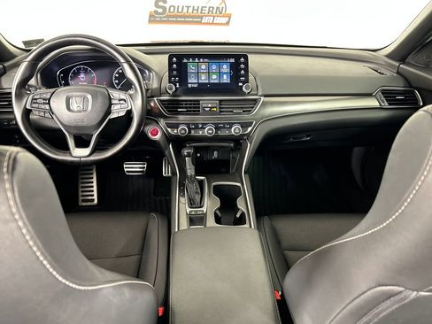 Used 2019 Honda Accord Sport image 17