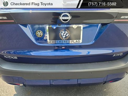 Used 2025 Nissan Kicks SV AWD/4WD image 13
