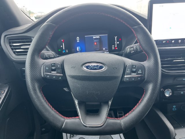 Used 2023 Ford Escape ST-Line w/ Tech Pack #1 AWD/4WD image 25