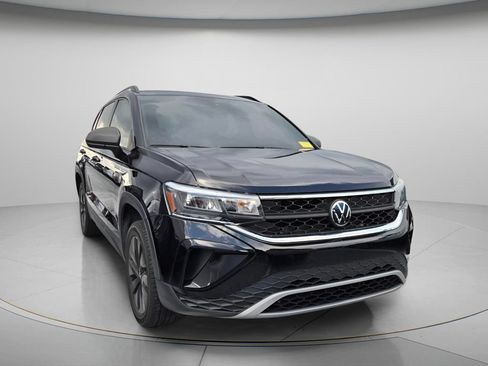 Certified 2023 Volkswagen Taos S FWD image 3