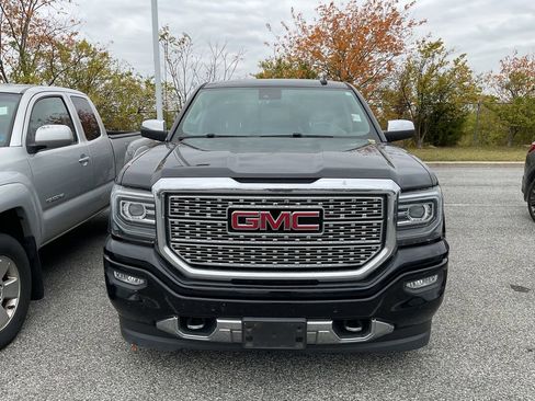 Used 2018 GMC Sierra 1500 Denali w/ Denali Ultimate Package image 3