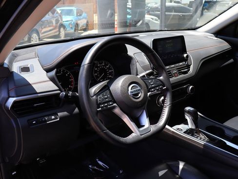 Used 2021 Nissan Altima 2.5 SR FWD image 39