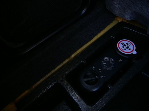 Used 2010 Dodge Challenger SRT8 w/ SRT Option Group II RWD image 44