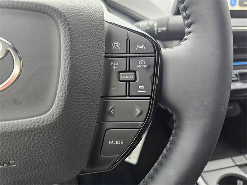 New 2026 Toyota Prius XLE image 32