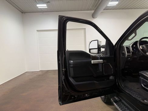 Used 2020 Ford F350 Lariat w/ Lariat Ultimate Package image 58