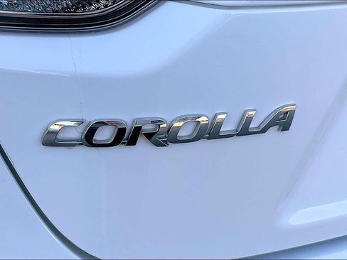 Used 2024 Toyota Corolla LE image 30