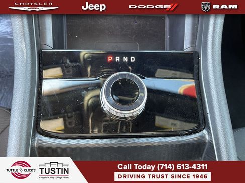 Used 2025 Jeep Grand Cherokee L Laredo w/ Luxury Tech Group I RWD image 19