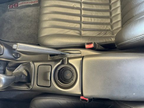 Used 2000 Chevrolet Camaro Z28 w/ SS Performance/Appearance Pkg RWD image 14