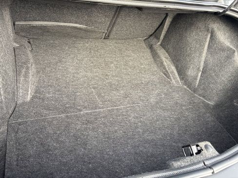 Used 2023 Dodge Challenger SXT image 23