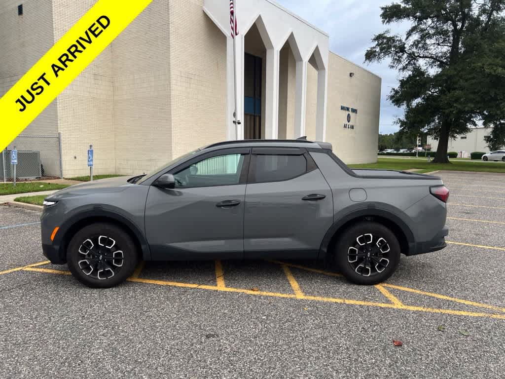 Used 2022 Hyundai Santa Cruz SEL w/ Activity Package AWD/4WD image 2