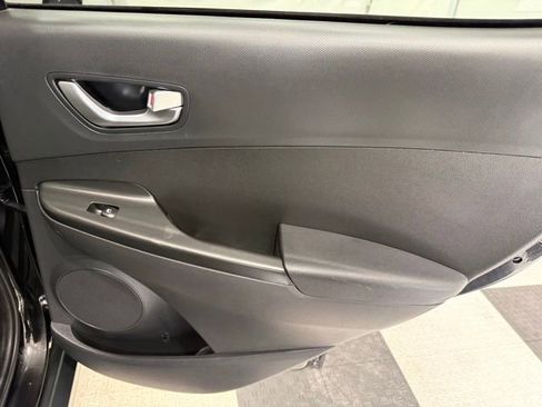 Used 2023 Hyundai Kona SE w/ Cargo Package image 23